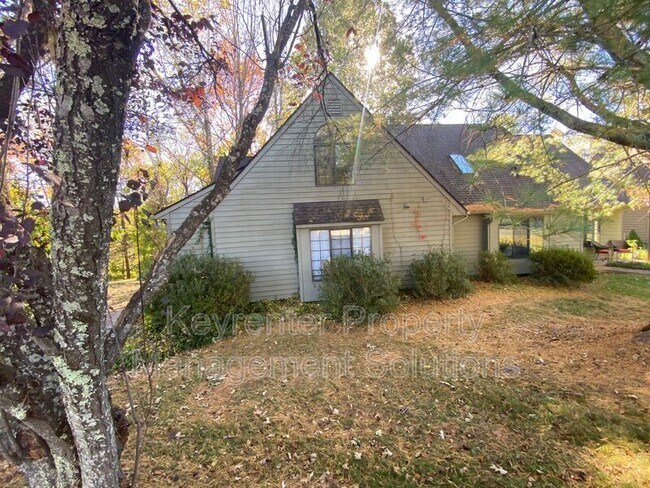 Foto del edificio - 1029 Amber Ridge Rd