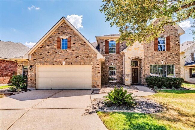 Building Photo - 1604 Hughes Dr