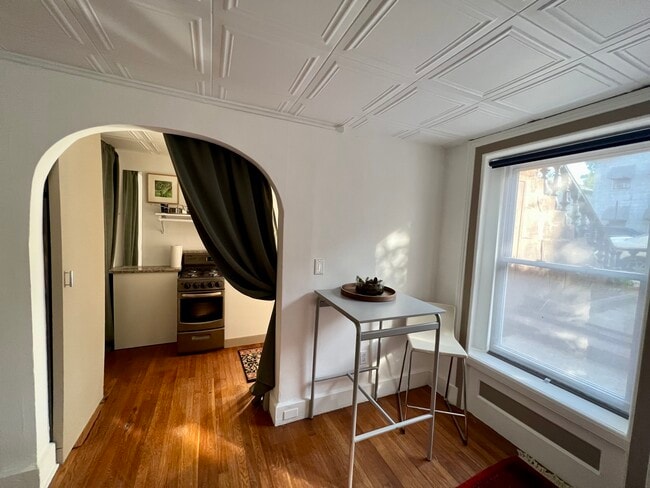 Building Photo - 29 Eld St
