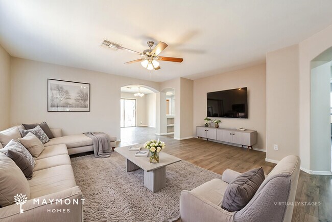 Foto del edificio - 16178 W Young St