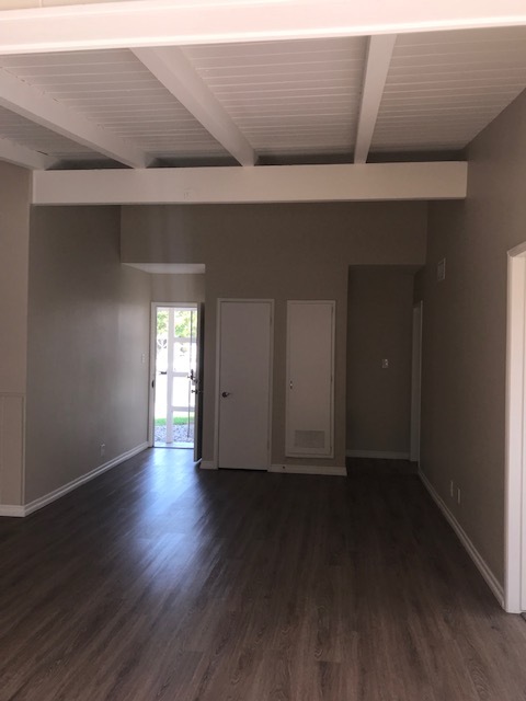 Foto del edificio - 18009 Avis Ave