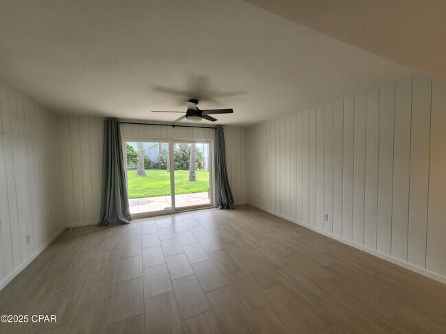 Foto del edificio - 6901 N Lagoon Dr