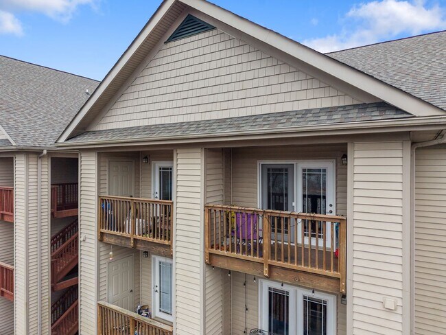 Foto del edificio - 1131 Harts Ridge Dr