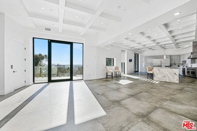 Building Photo - 6181 Temple Hill Dr