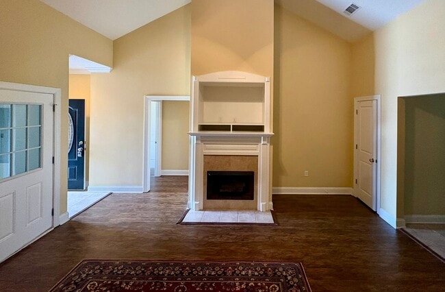 Building Photo - 113 Ledbury Cove