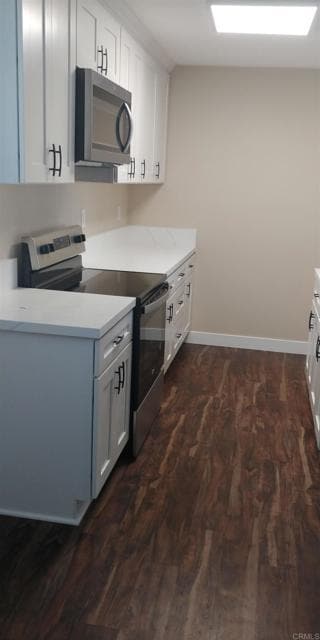 Building Photo - 402 E Meats Ave