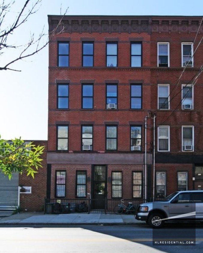 Foto del edificio - 221 Van Brunt St
