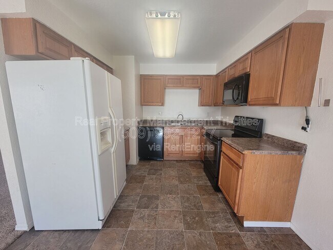 Foto del edificio - 3121 W Hood Ave