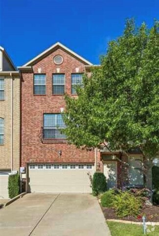 Building Photo - 2545 Jacobson Dr