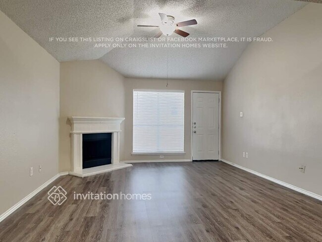 Foto del edificio - 10220 Cypress Hills Dr