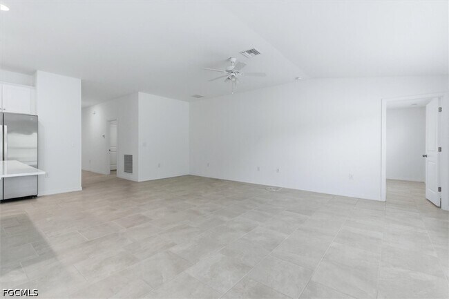Foto del edificio - 3911 Treasure Oak Wy