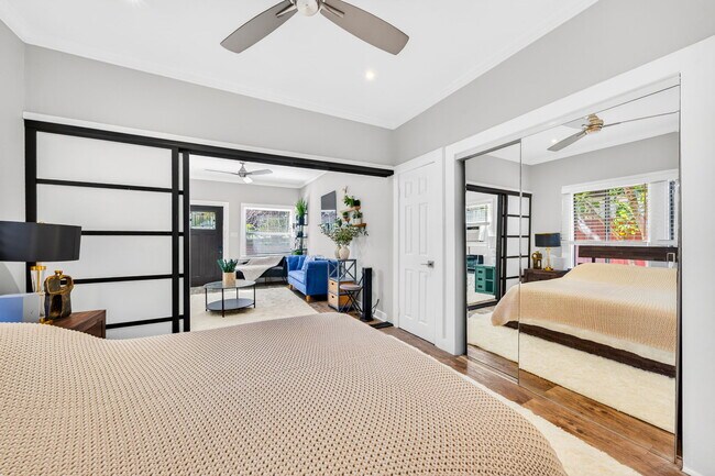 Foto del edificio - 5915 Lexington Ave