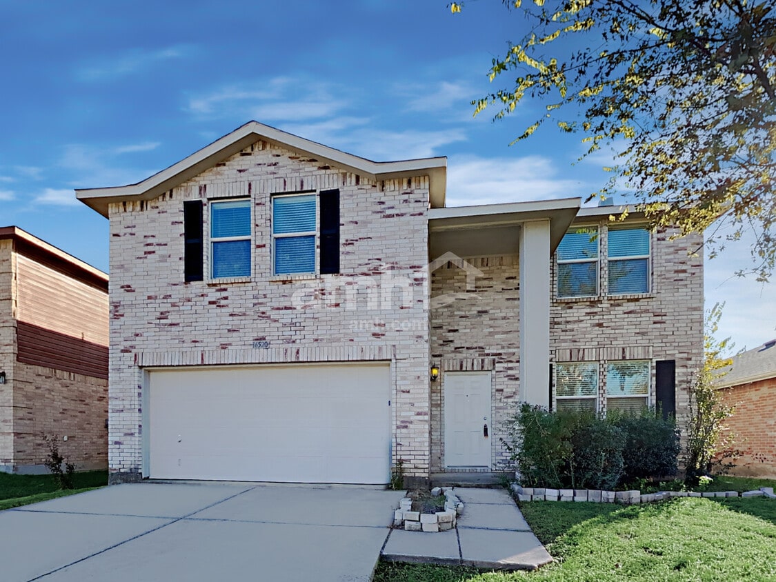 16520 Woodside Drive House Rental in Justin, TX