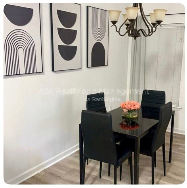 Foto del edificio - 7071 Deer Lodge Cir