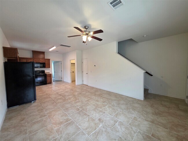 Foto del edificio - 6110 White Oak Dr