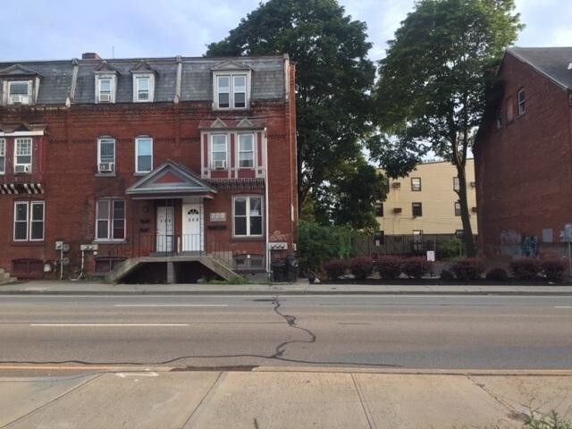 Foto del edificio - 208 Church St