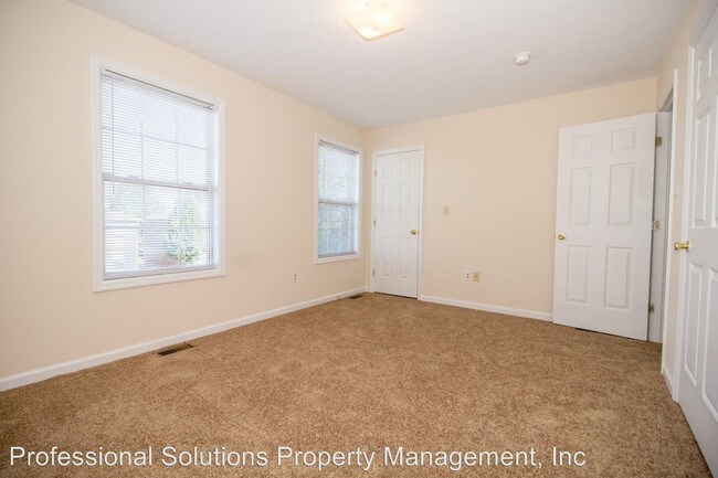 Building Photo - 1118 Richmond Green Dr