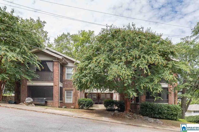 Building Photo - 1500 33rd St S