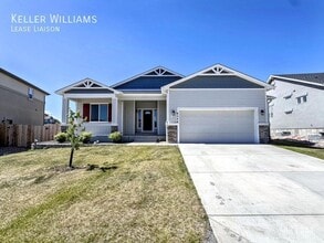 Building Photo - 9344 Beaver Brook Dr