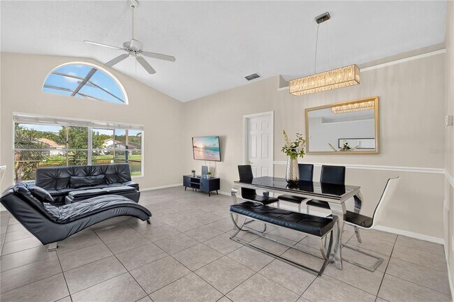 Foto del edificio - 103 Moss Bluff Rd