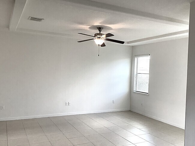 Foto del edificio - 11621 Winterset Cove Drive