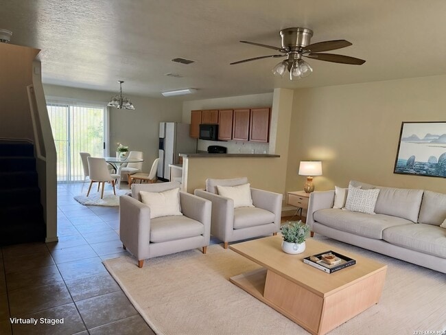 Building Photo - 7819 Horse Hollow