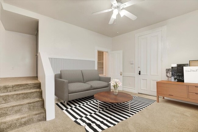 Foto del edificio - Charming 1-Bedroom Coming Soon!