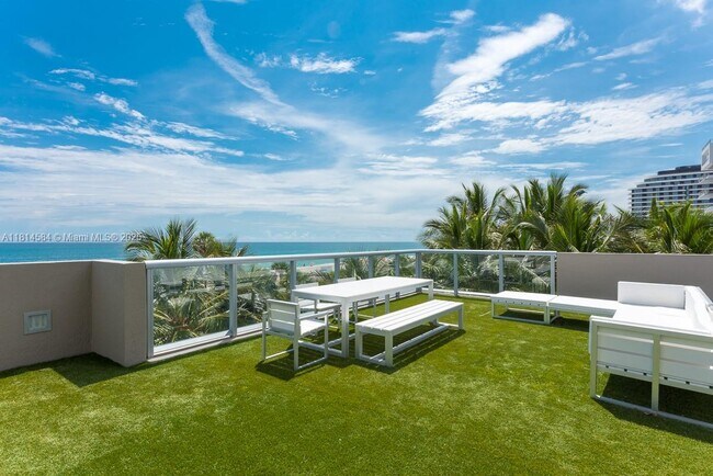 Foto del edificio - 3801 Collins Ave
