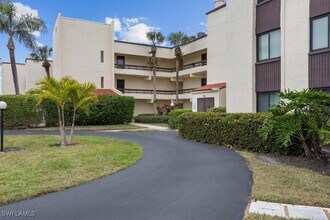 Building Photo - 3635 Boca Ciega Dr