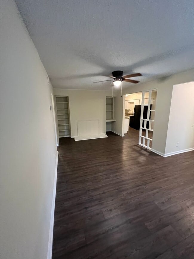 Building Photo - Newly renovated Quadplex with close proximity to Harbison Blvd - 3641 Apt C
