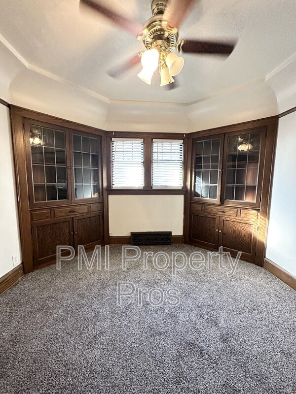 Building Photo - 3040A N 59th St