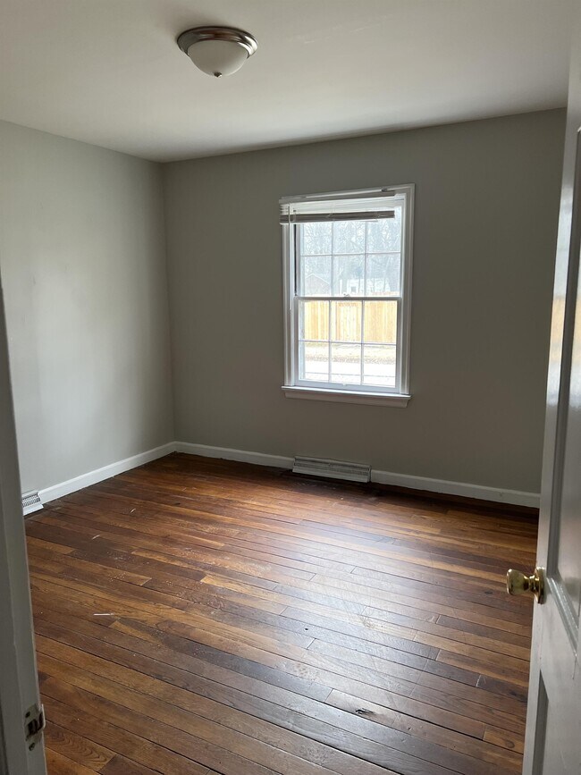 Foto del edificio - 1602 N Brookfield St