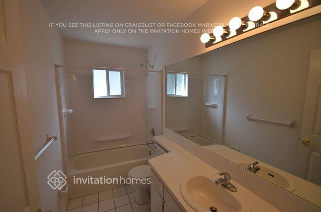 Foto del edificio - 1803 Landside Dr