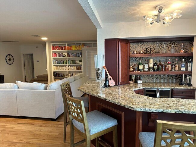 Building Photo - 1401 5th St N