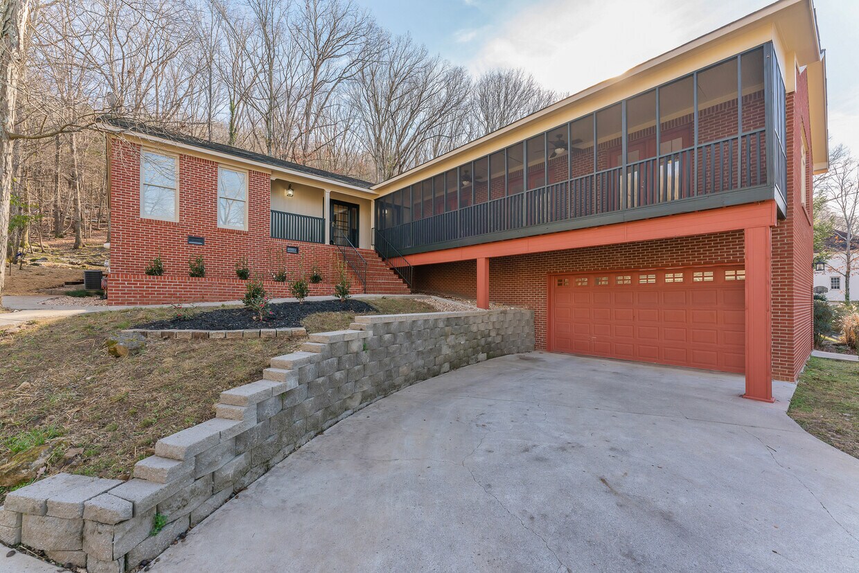 7907 Smoke Rise Rd SE, Huntsville, AL 35802 House Rental in