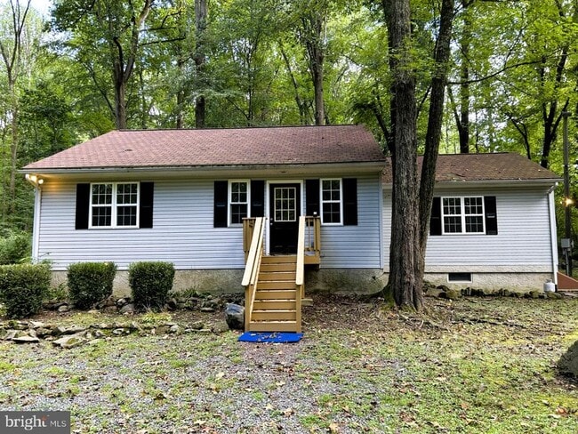 Building Photo - 104 Delphi Rd