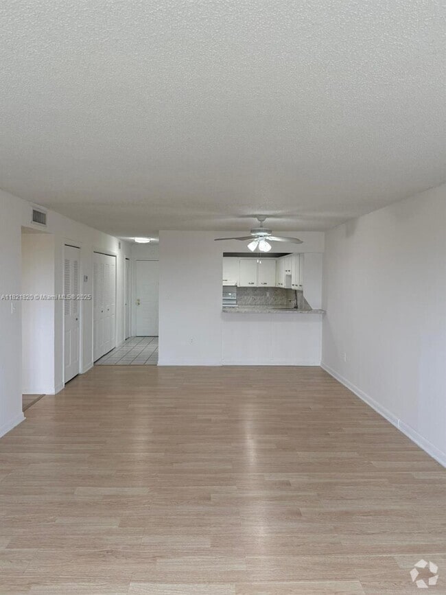 Building Photo - 7010 NW 186th St