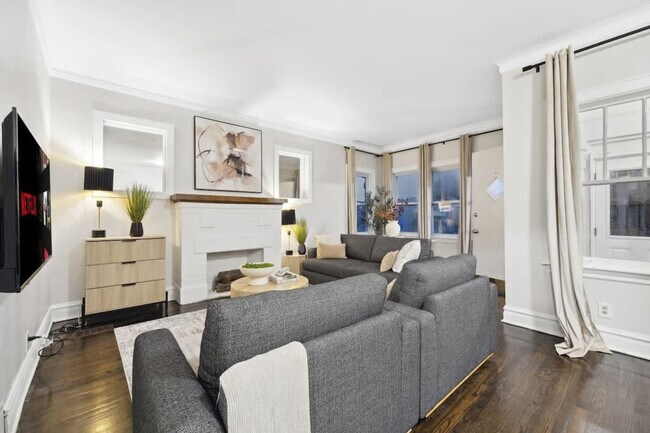 Foto del edificio - 3340 Lombard Ave