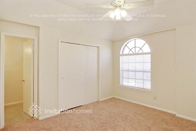 Foto del edificio - 14635 S Hearthstone Green Dr