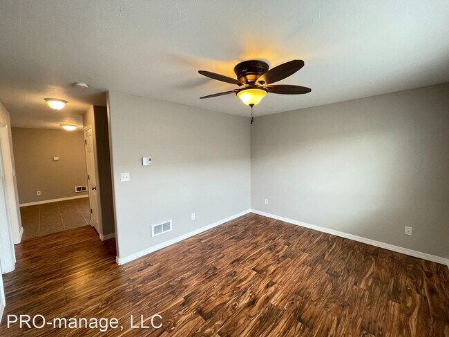 Building Photo - 2 br, 2.5 bath House - 418 Energy Dr. #1