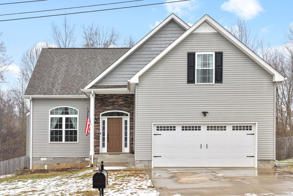 Foto principal - 1495 Dewberry Rd