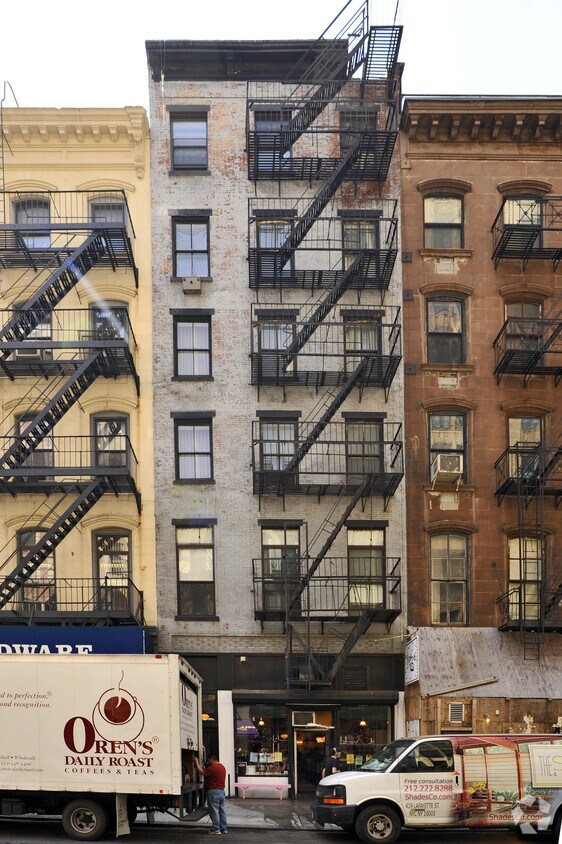 Primary Photo - 156 Chambers St