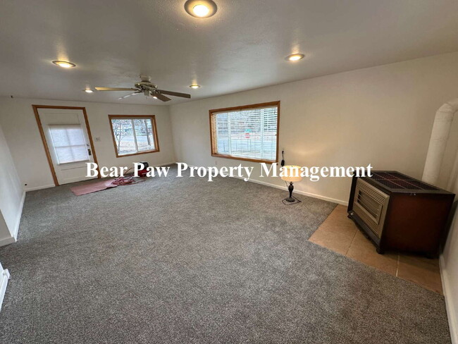 Photo - "Charming cabin in Evergreen" Apartment