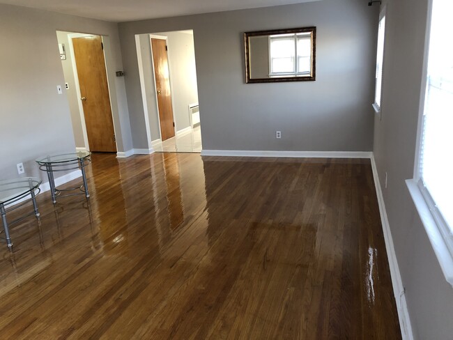 Living Room - 412 Watsessing Ave