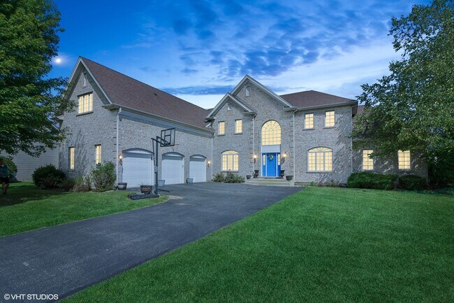 Foto del edificio - 391 Lake Run Ln