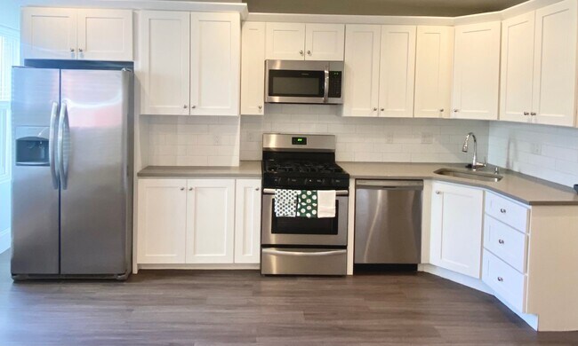 Interior Photo - 147 Cottage St