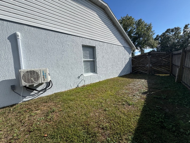 Photo - 1113 Gardanne Ct House