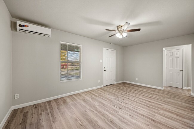 Foto del edificio - "Spacious 3-Bedroom Home in Fort Worth wit...