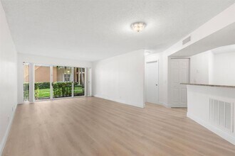Building Photo - 8851 Wiles Rd