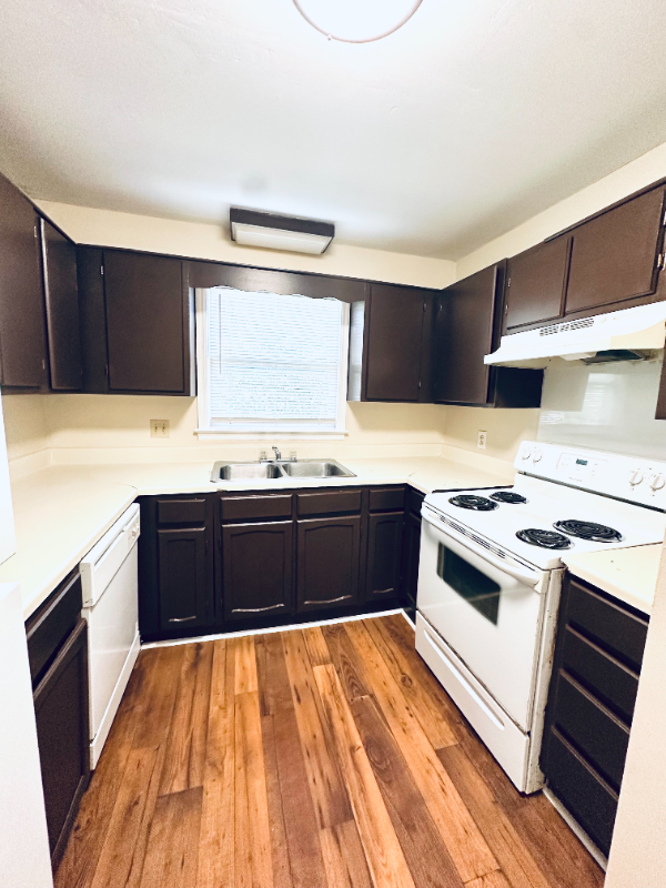 Foto del edificio - 4429 Torrance Dr NW